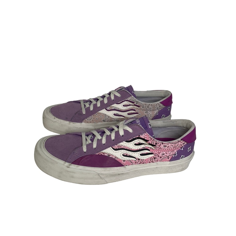 Straye Logan Purple Paisley Flame Skate Shoes Mens 12 Low Top Sneakers